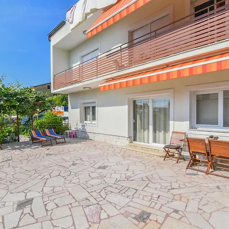 Apartment Amelie